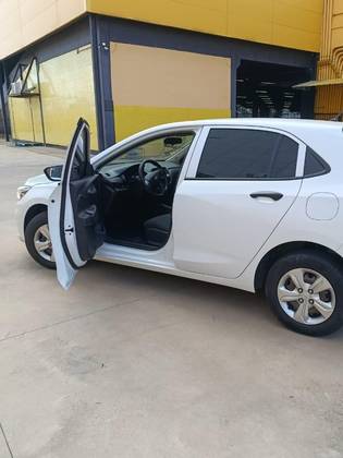 CHEVROLET ONIX 1.0 FLEX LT MANUAL CHEVROLET ONIX 1.0 FLEX LT MANUAL